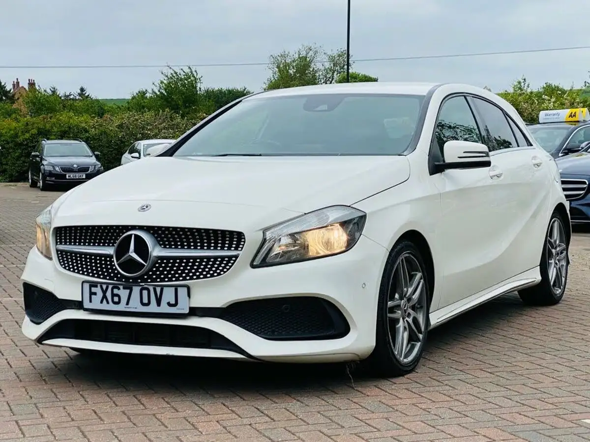 2017-mercedes-benz-a-class-15d-a180d-amg-line-executivess-big-6