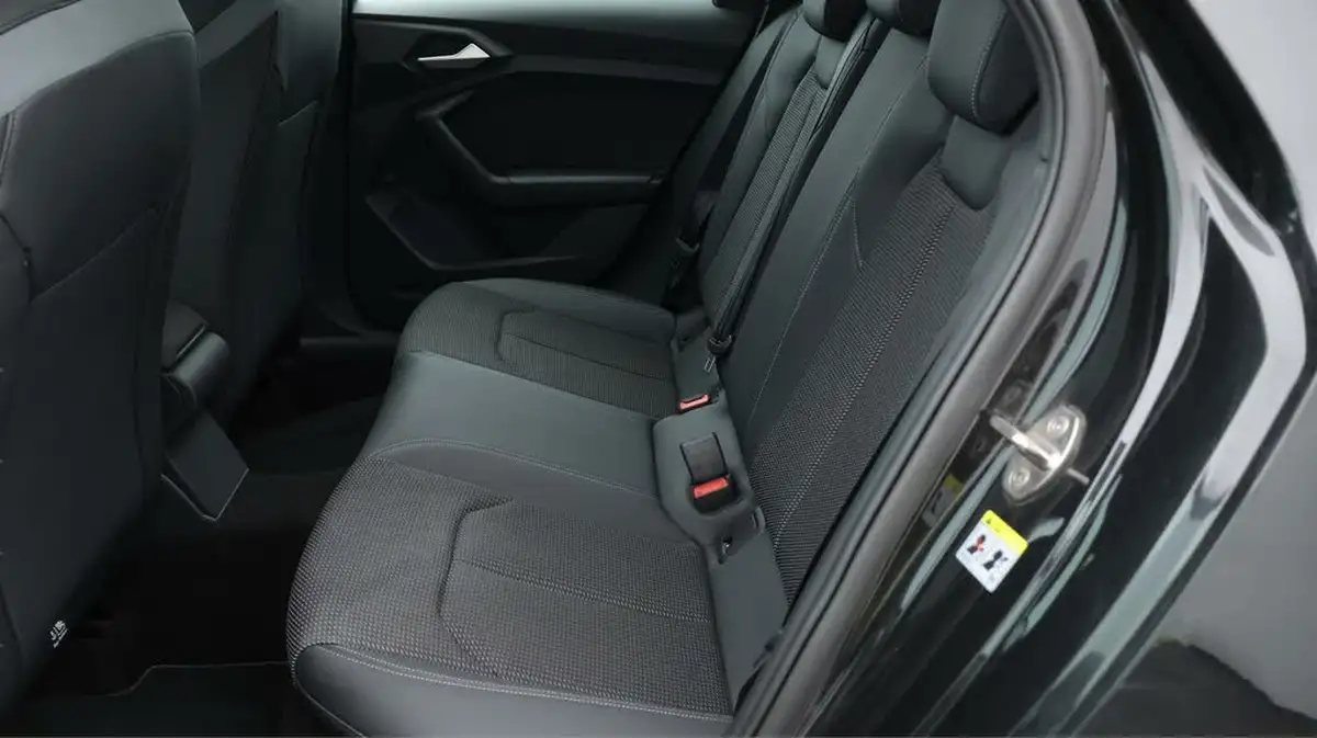 2021-audi-a1-10-30-tfsi-s-line-110ps-tronic-big-16