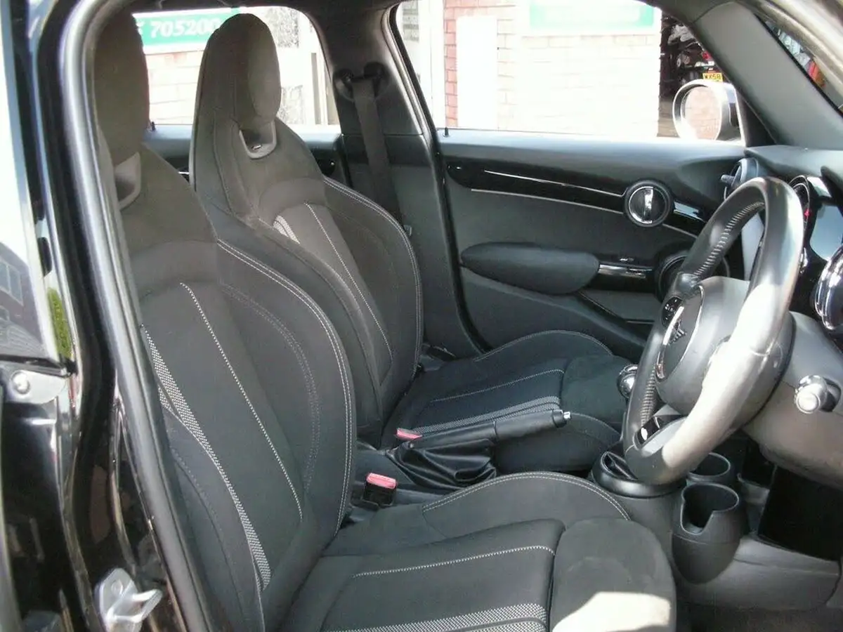 2021-mini-cooper-15-cooper-sport-hatchback-5d-big-9
