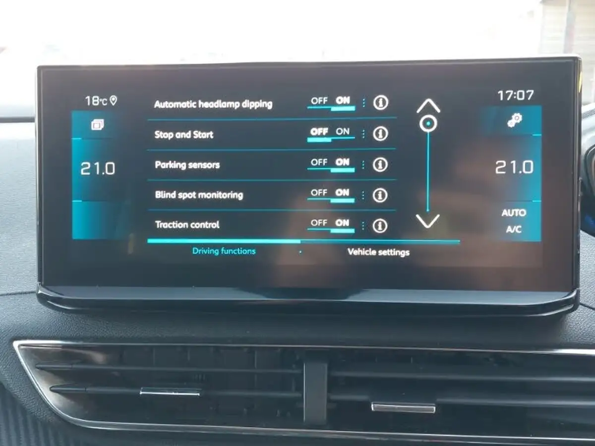 2022-peugeot-3008-suv-12-puretech-allure-eat8-big-14