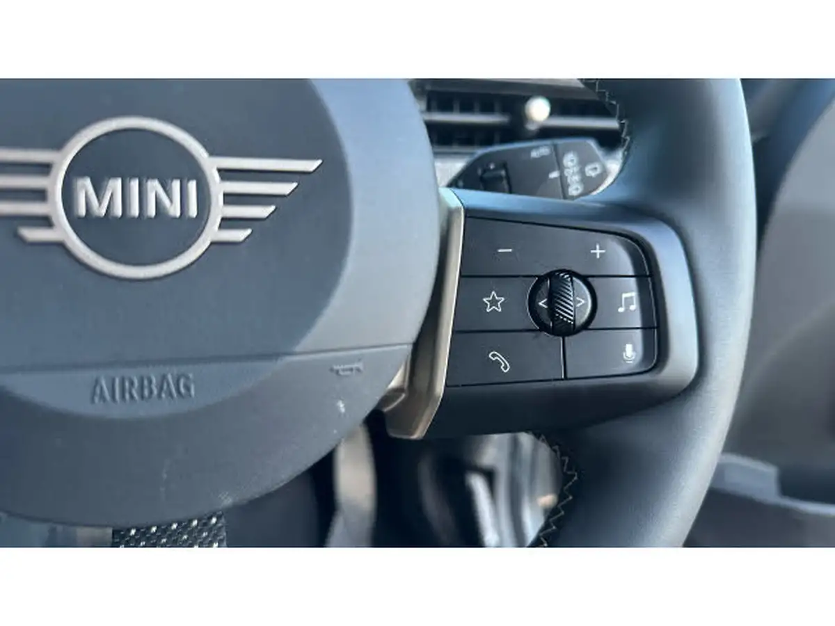 2024-mini-cooper-20-cooper-s-exclusive-201bhp-hatchback-3d-auto-big-17