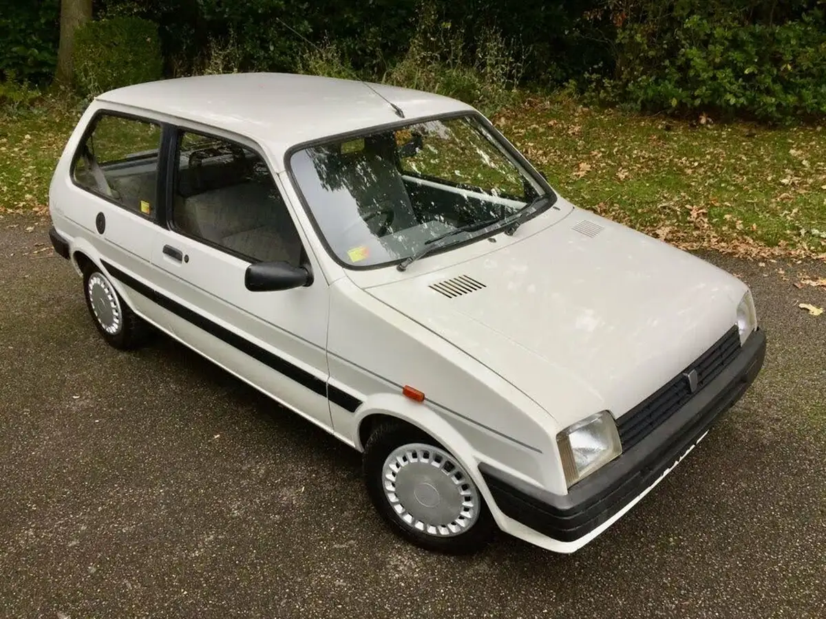1991-rover-metro-big-10