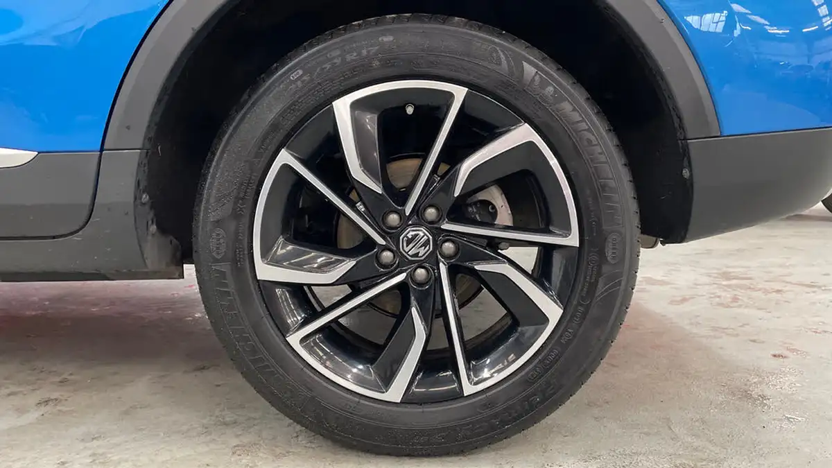 2024-mg-zs-suv-10t-gdi-exclusive-big-17