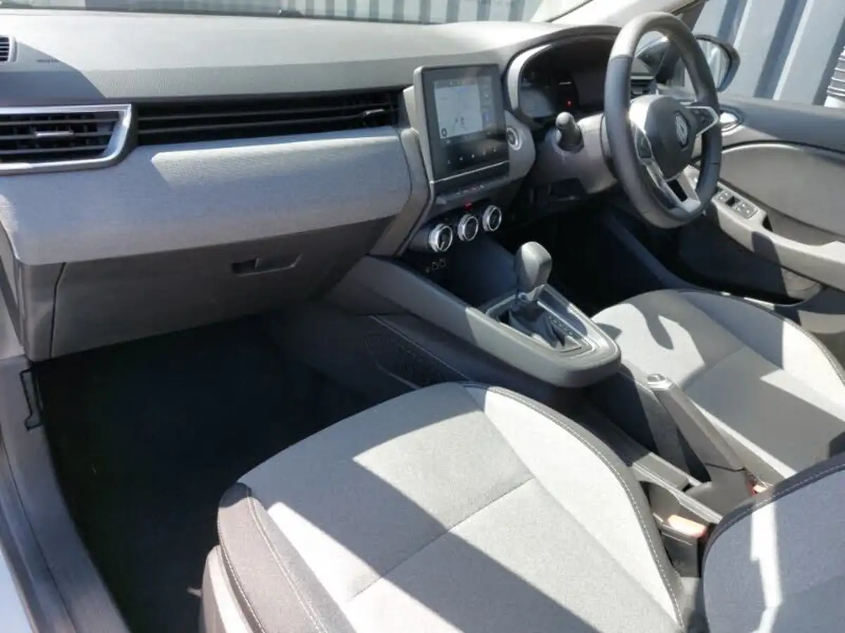 2024-renault-clio-16-evolution-big-4