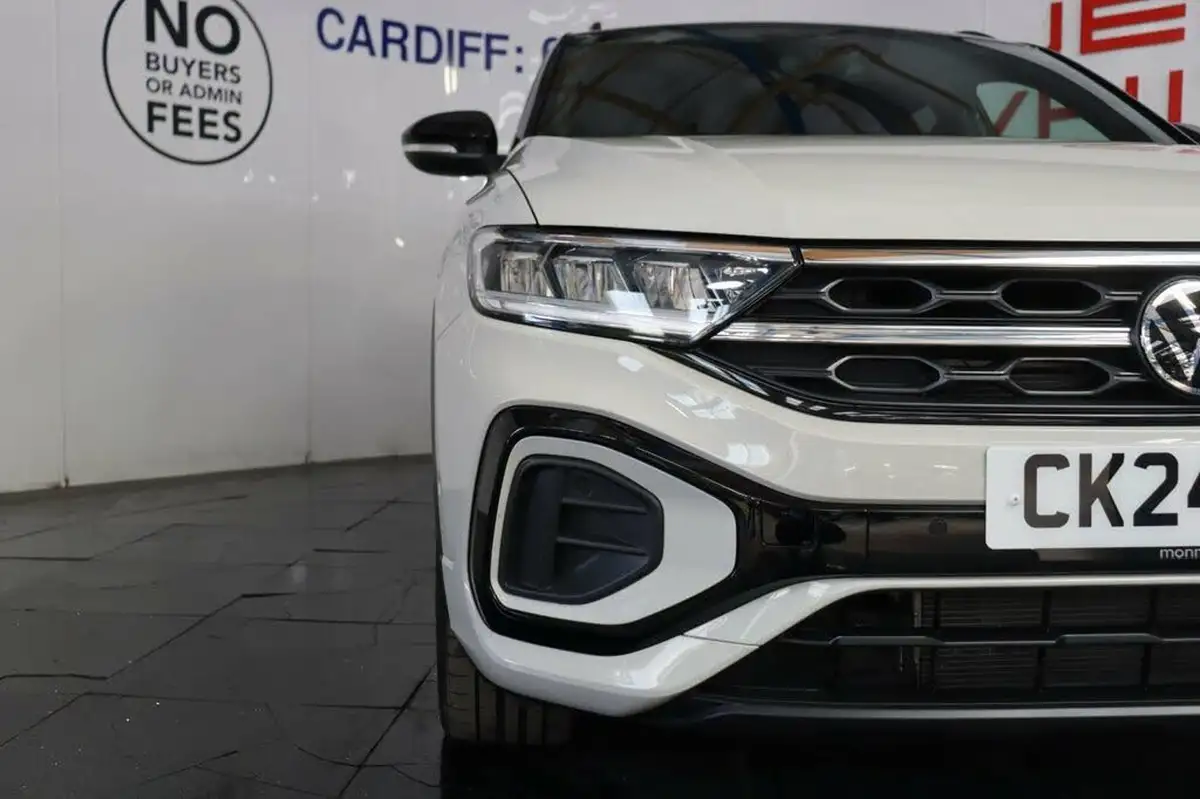 2024-volkswagen-t-roc-15-tsi-r-line-hatchback-5d-dsg-big-5