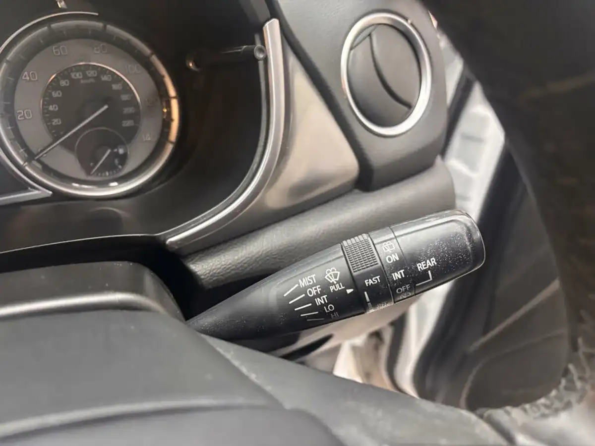 2018-suzuki-vitara-10-boosterjet-sz-t-big-23
