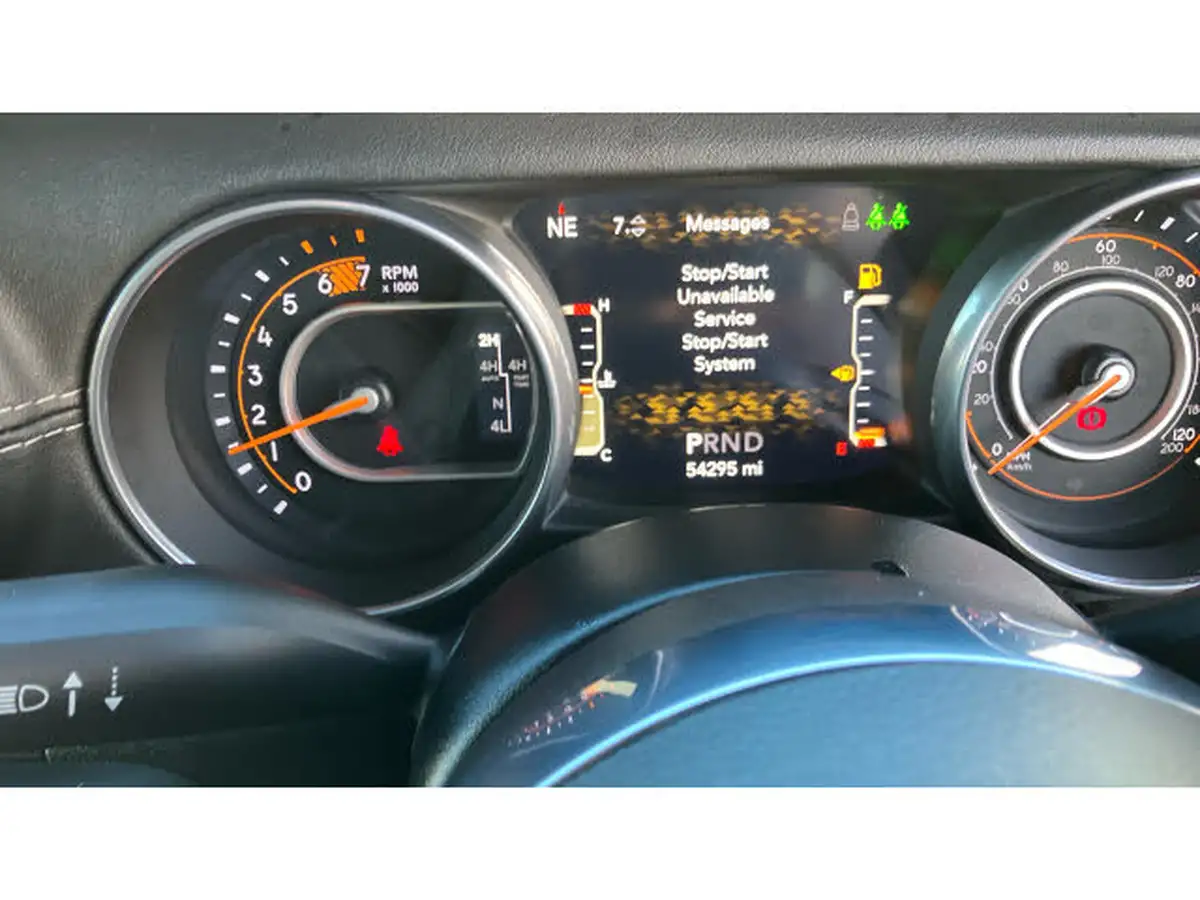 2021-jeep-wrangler-20-gme-overland-5d-big-62