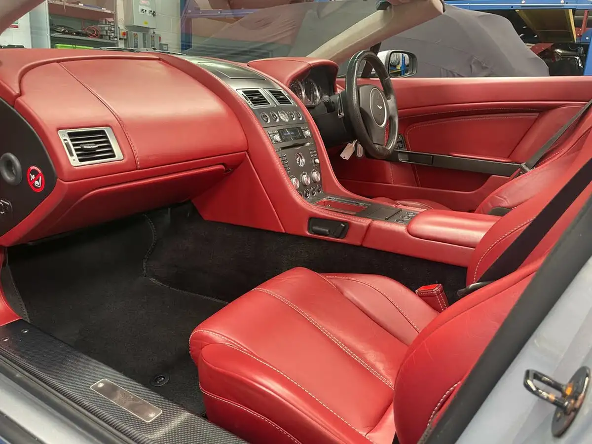 2007-aston-martin-vantage-43-convertible-sportshift-big-21
