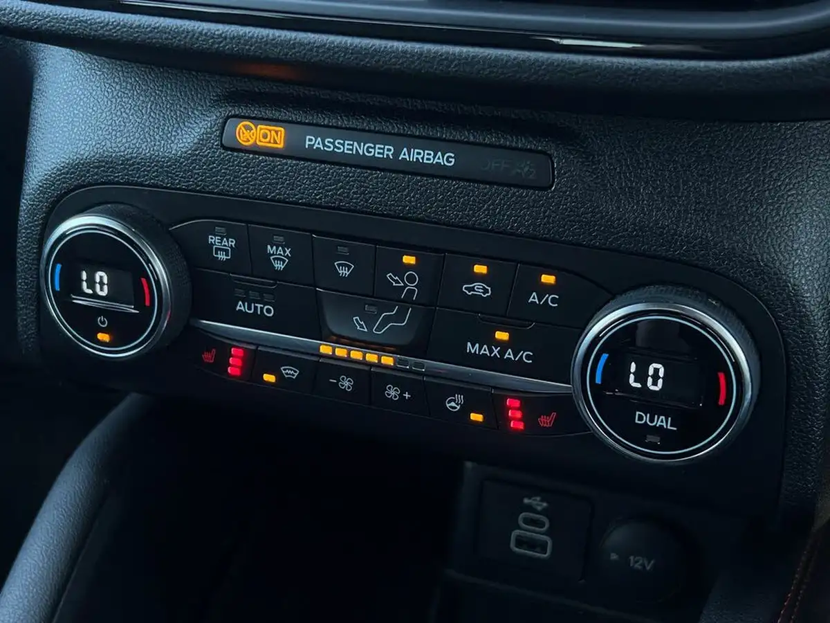 2022-ford-kuga-25t-st-line-x-edition-225ps-phev-big-13