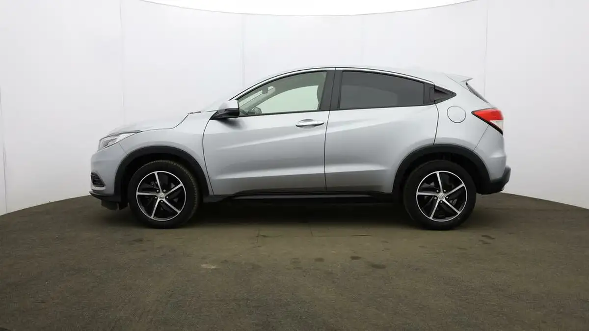 2020-honda-hr-v-15-i-vtec-se-big-59