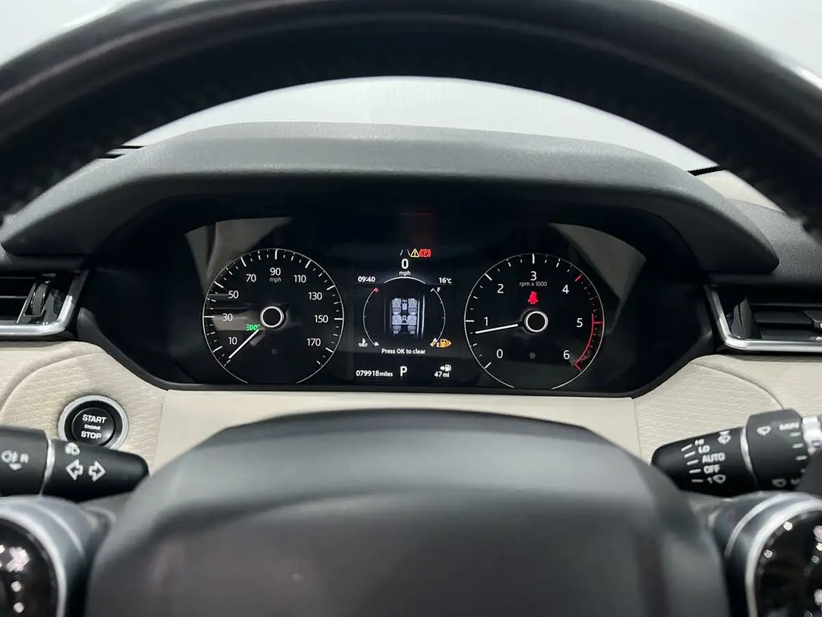 2017-land-rover-range-rover-velar-20-d240-s-big-48