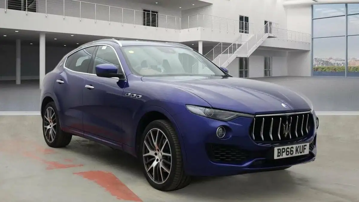 2016-maserati-levante-30td-big-4