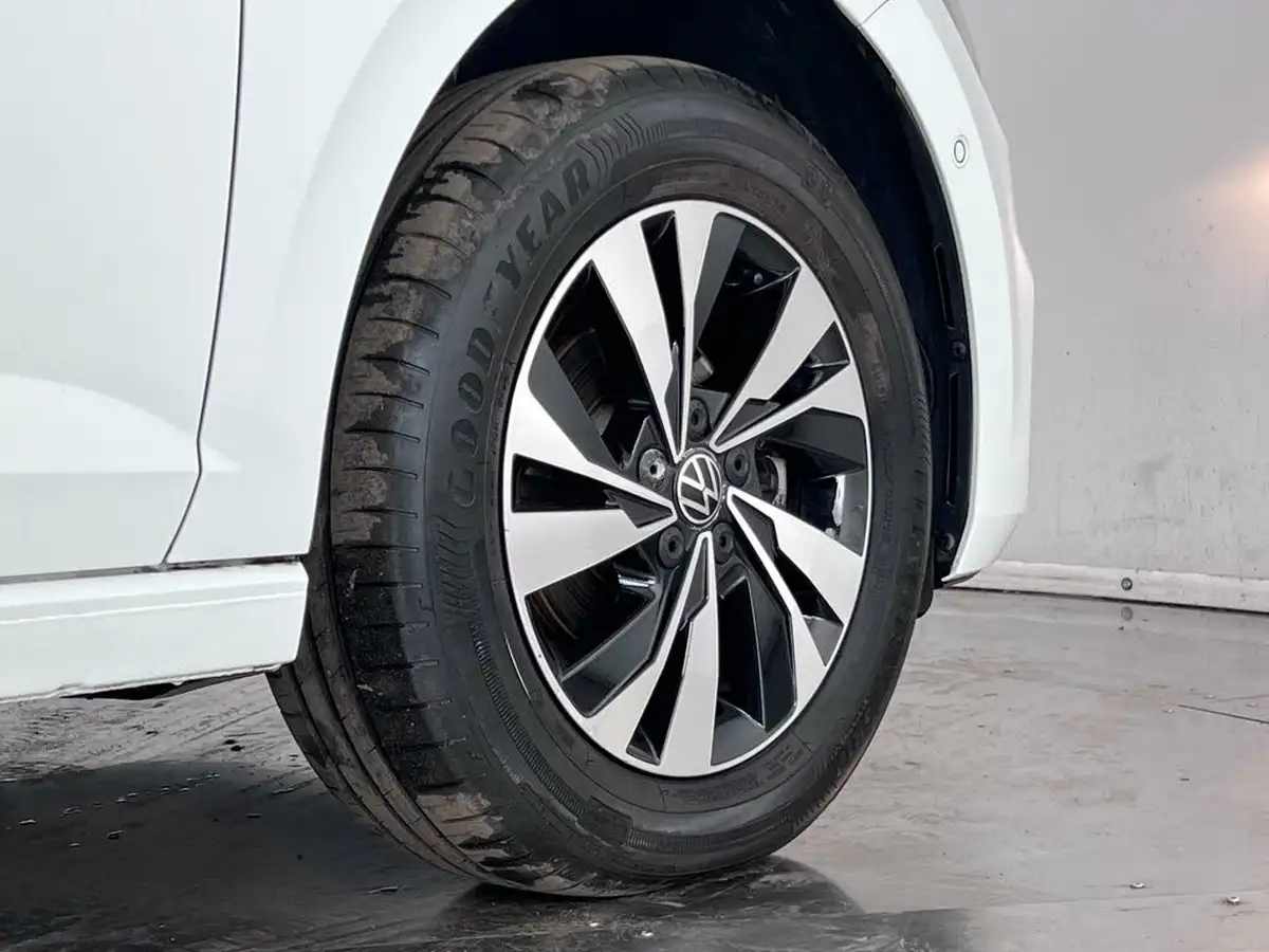 2021-volkswagen-polo-10-tsi-match-big-8