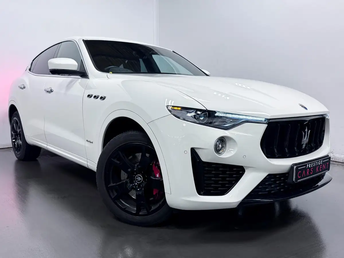 2019-maserati-levante-30-gransport-nerissimo-pack-ss-big-26