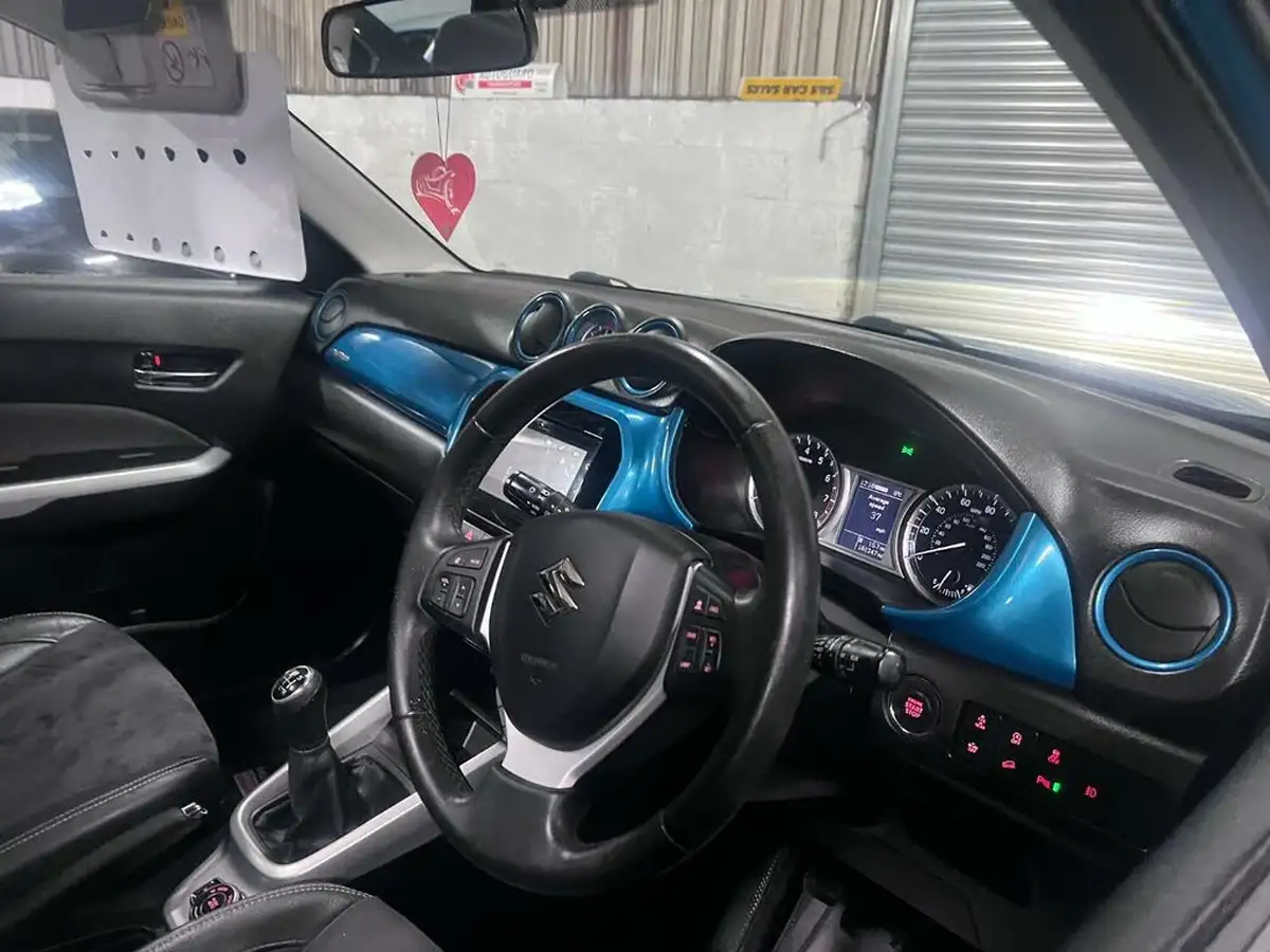 2016-suzuki-vitara-16-sz5-allgrip-big-13