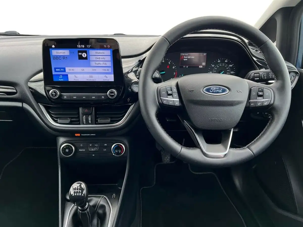 2023-ford-fiesta-10t-titanium-100ps-big-15
