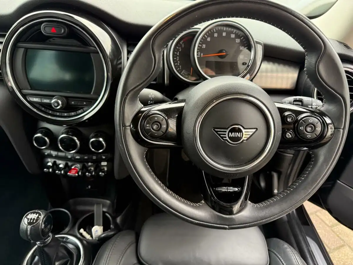 2020-mini-cooper-20-cooper-s-exclusive-189bhp-nav-hatchback-3d-big-23