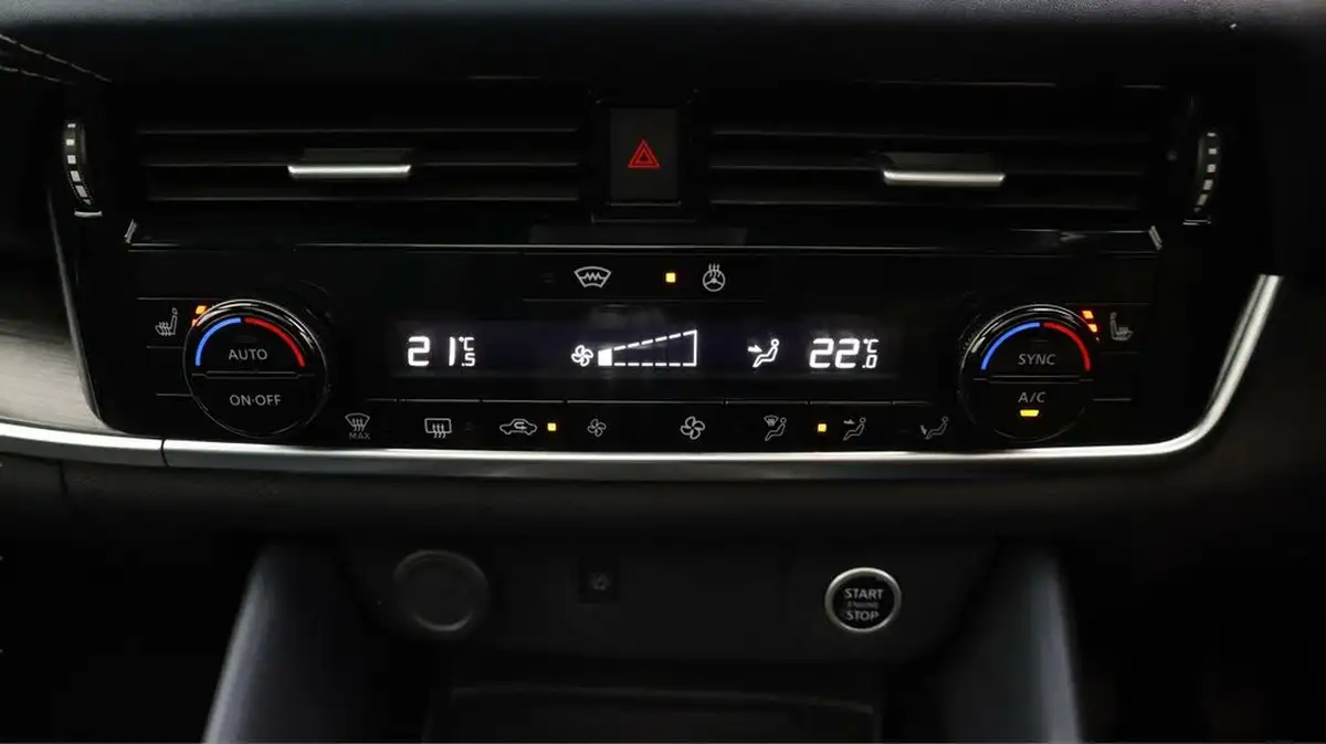 2022-nissan-qashqai-13-dig-t-tekna-140ps-mild-hybrid-big-12