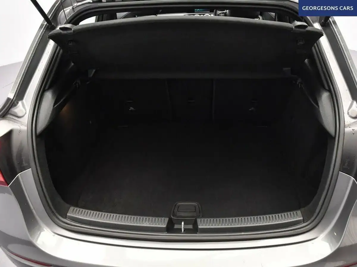 2019-mercedes-benz-a-class-13-a180-se-big-8