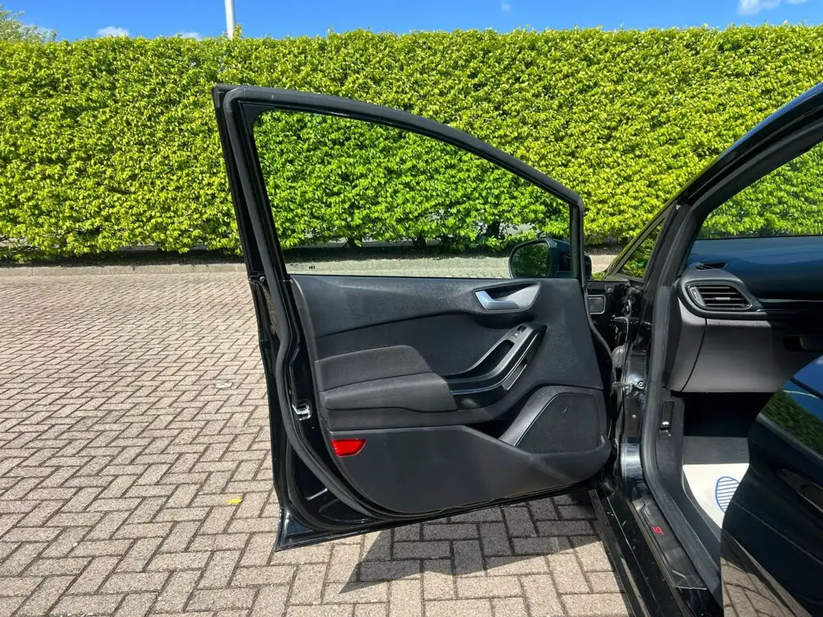 2019-ford-fiesta-10t-st-line-125ps-5d-big-28