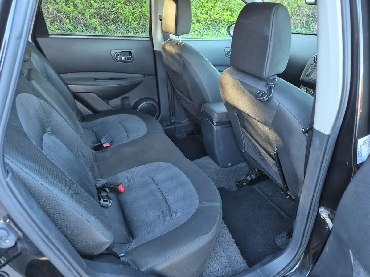 2010-nissan-qashqai-16-n-tec-big-10