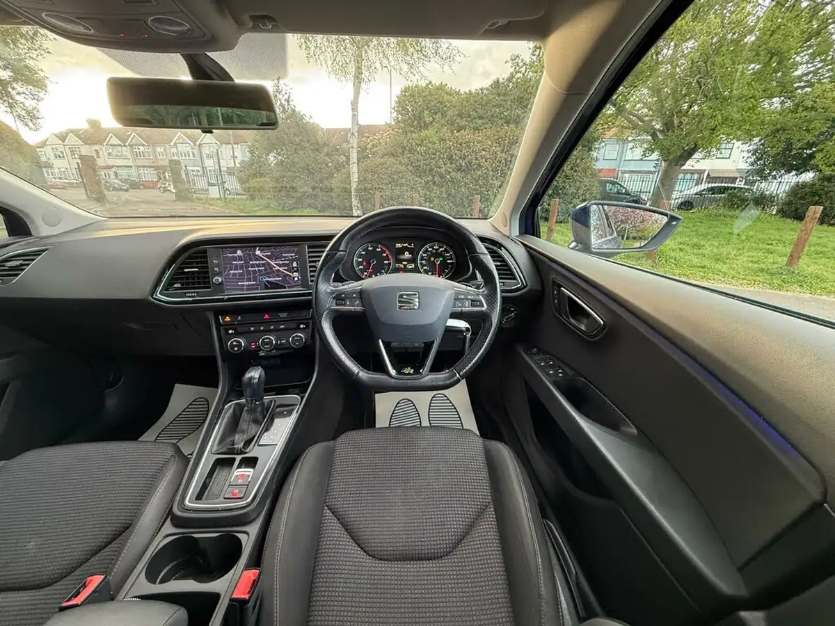 2017-seat-leon-14-ecotsi-fr-technology-hatchback-5d-dsg-big-37