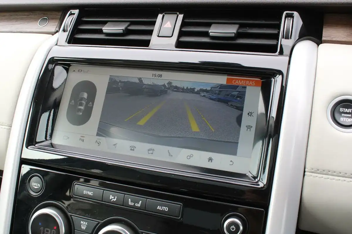 2019-land-rover-discovery-20-sd4-hse-big-14