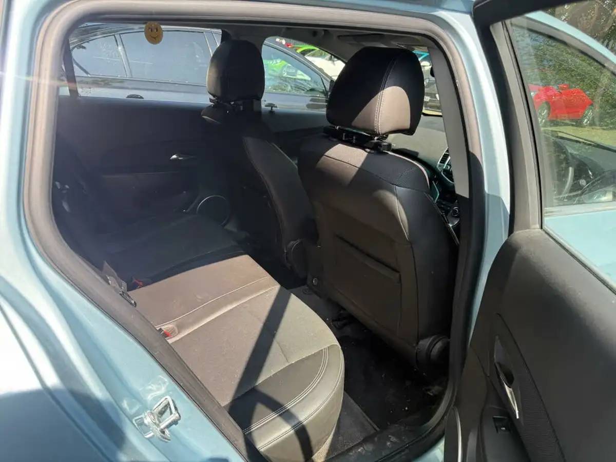 2012-chevrolet-cruze-17td-ltz-130ps-navss-station-wagon-5d-1686cc-big-5
