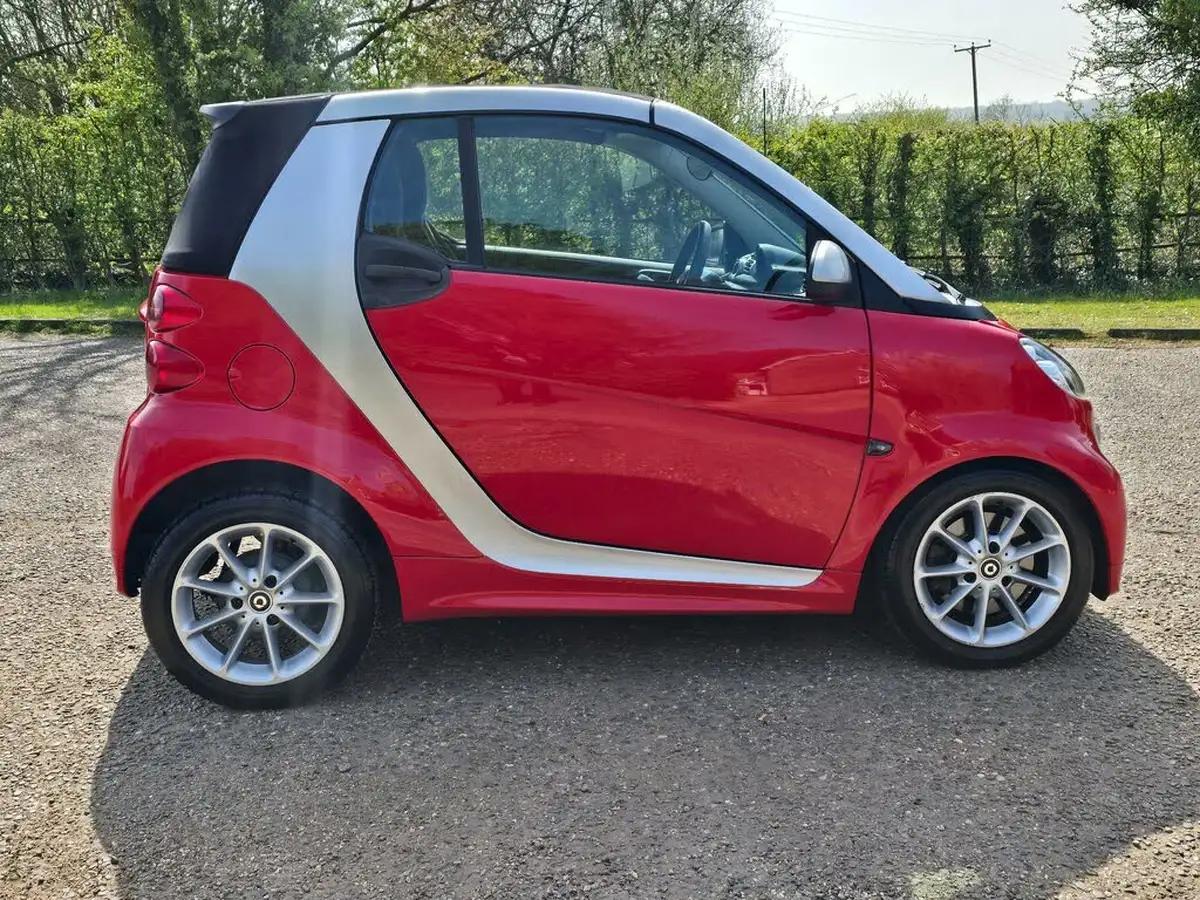 2013-smart-fortwo-10-passion-71bhp-cabriolet-big-4