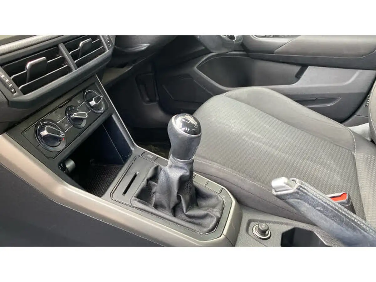 2019-volkswagen-polo-10-se-65ps-evo-ss-big-12