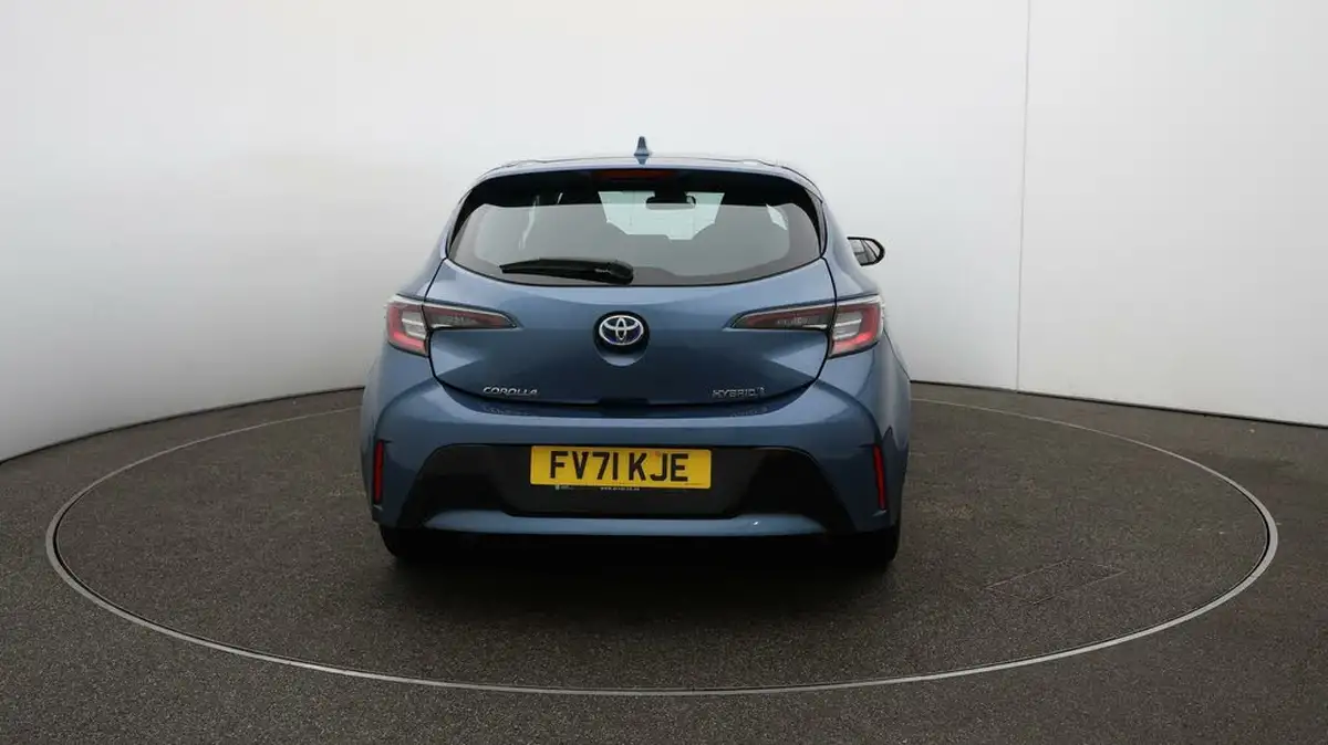 2021-toyota-corolla-18-vvt-i-icon-trk-hatchback-5d-big-52