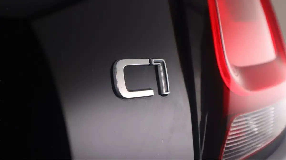 2020-citroen-c1-10-vti-flair-ss-5d-big-20