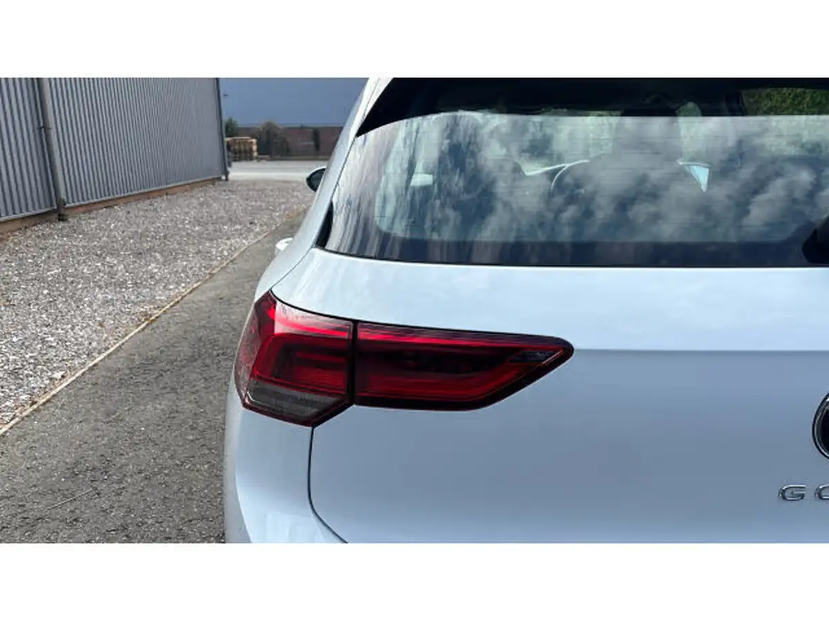 2021-volkswagen-golf-15-tsi-life-150ps-hatchback-big-37
