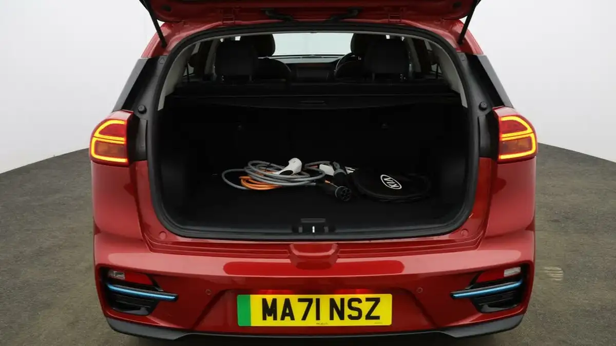 2021-kia-e-niro-ev-2-64-big-16