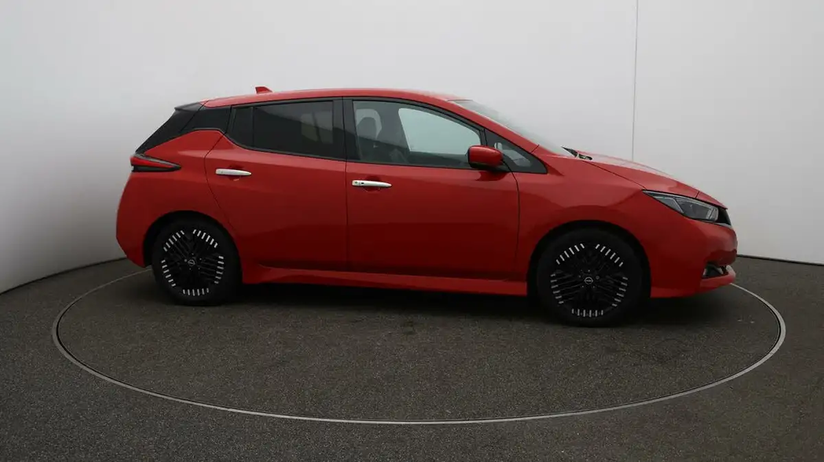 2022-nissan-leaf-e-n-connecta-39kwh-big-39