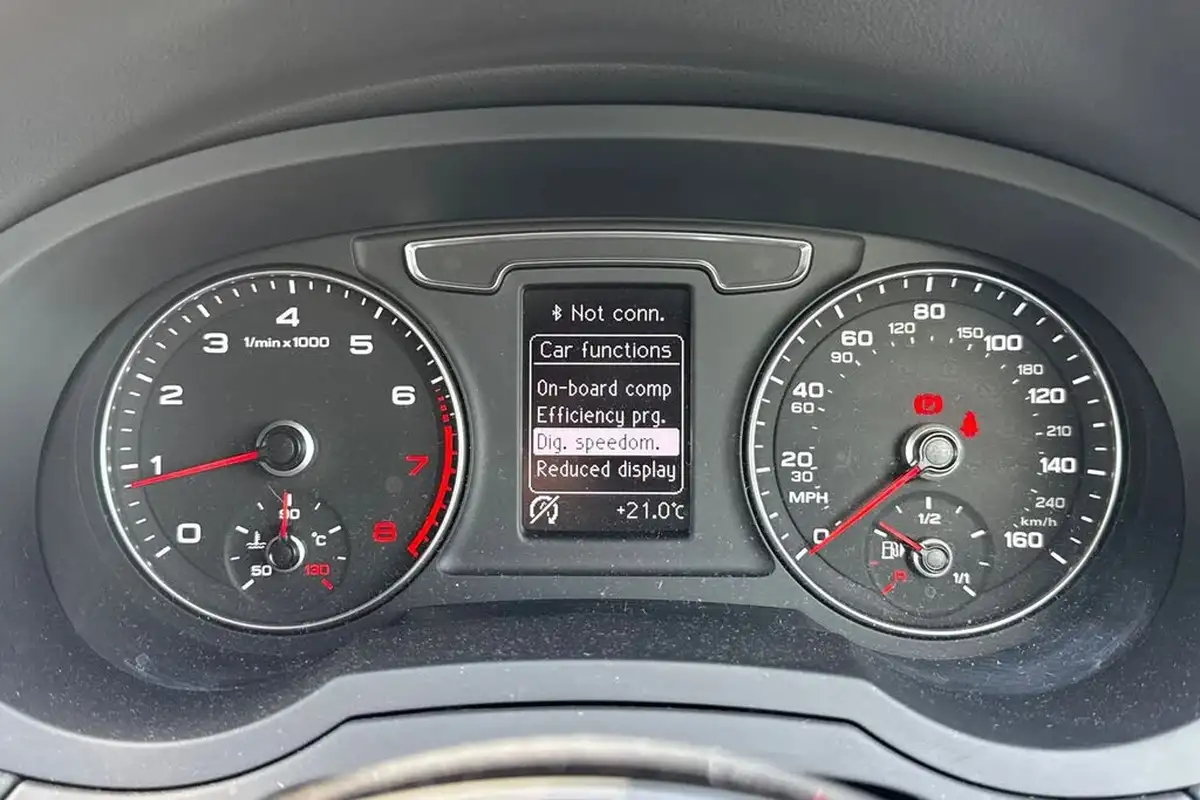 2018-audi-q3-20-tfsi-quattro-black-edition-big-54