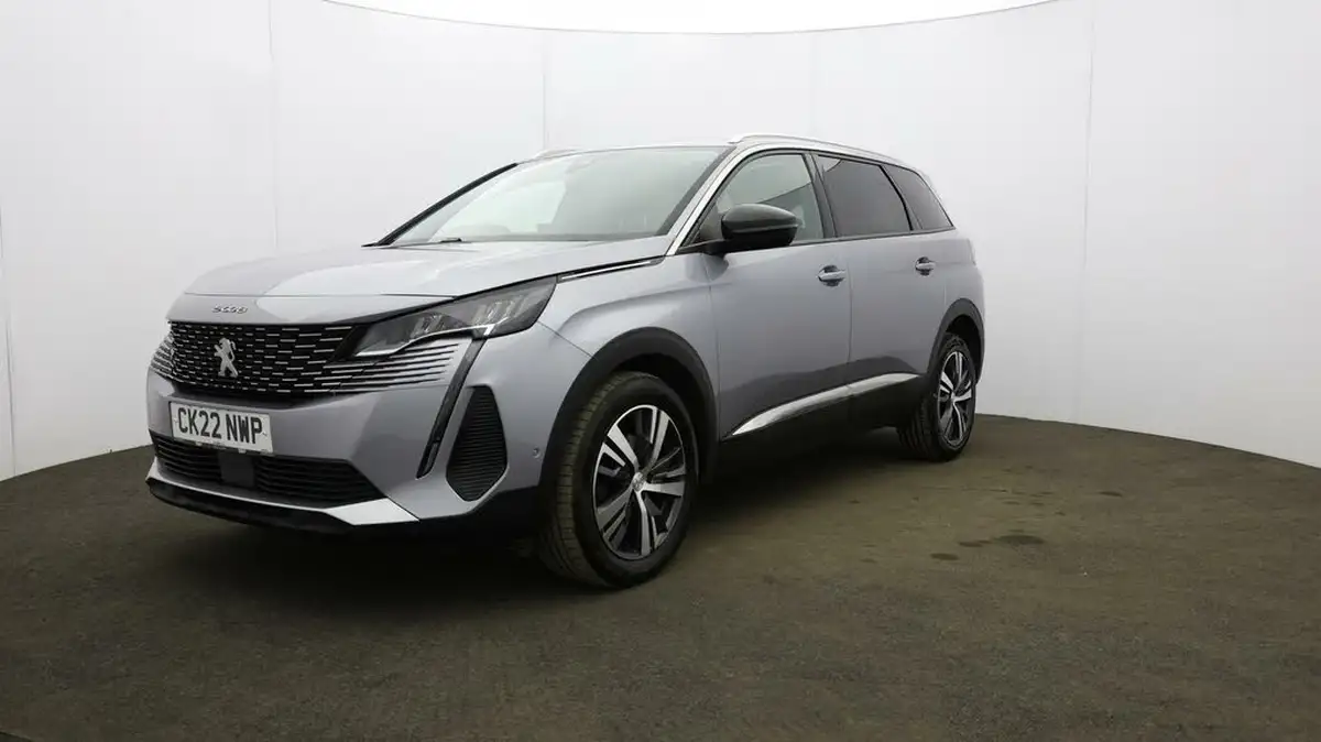 2022-peugeot-5008-suv-12-puretech-allure-premium-big-31