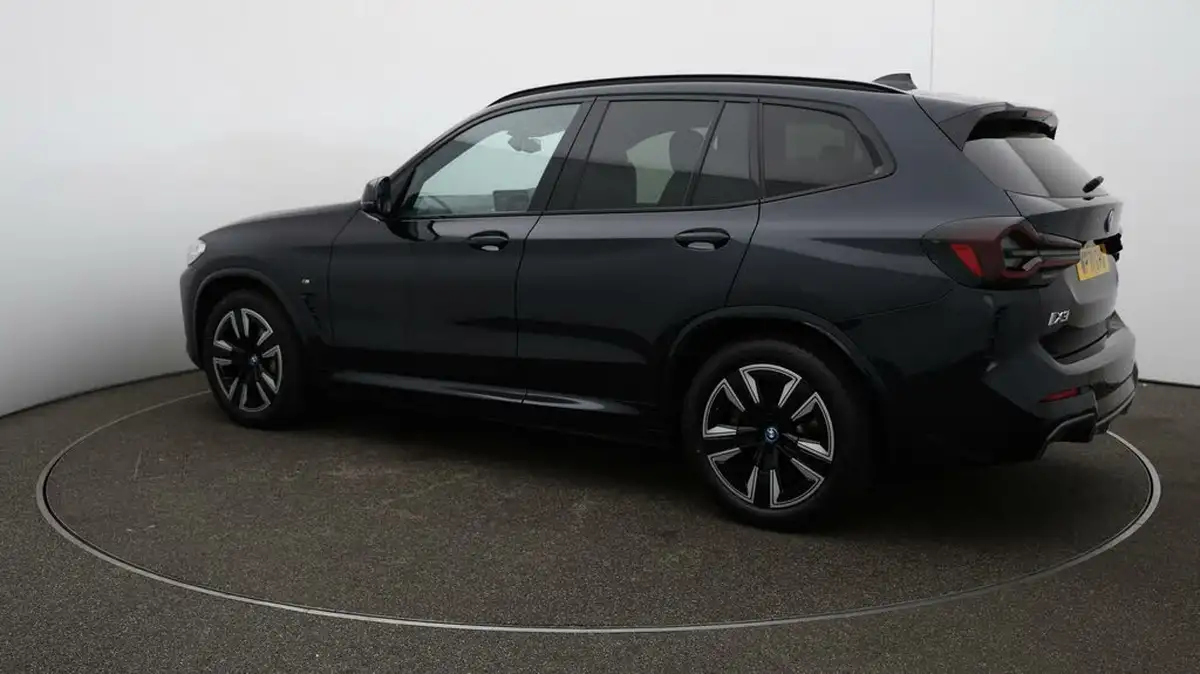 2022-bmw-ix3-e-m-sport-big-31