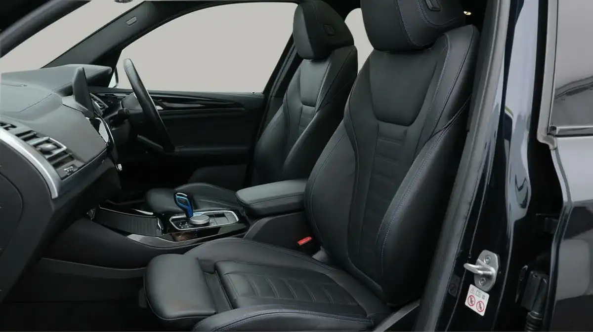 2022-bmw-ix3-e-m-sport-big-14
