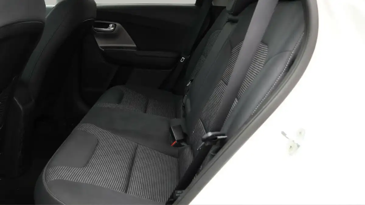 2022-kia-niro-16-gdi-2-139bhp-156kwh-big-15