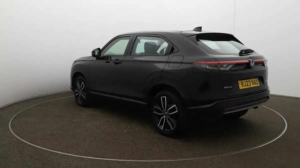 2023-honda-hr-v-15-i-mmd-elegance-big-52