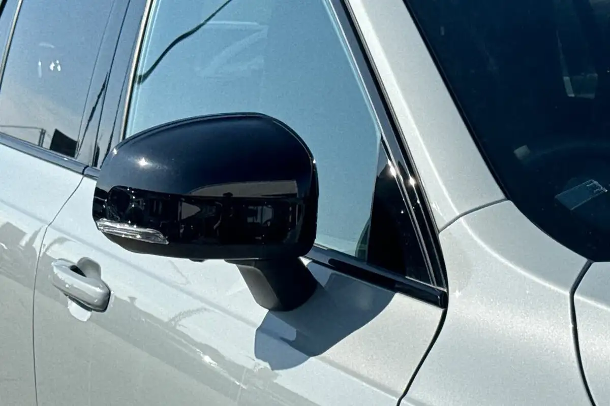 2024-volvo-xc90-20-t8-ultimate-dark-big-18