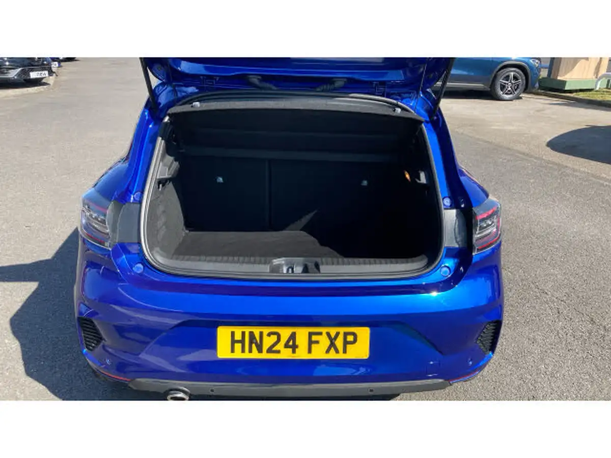 2024-renault-clio-10-tce-techno-big-3