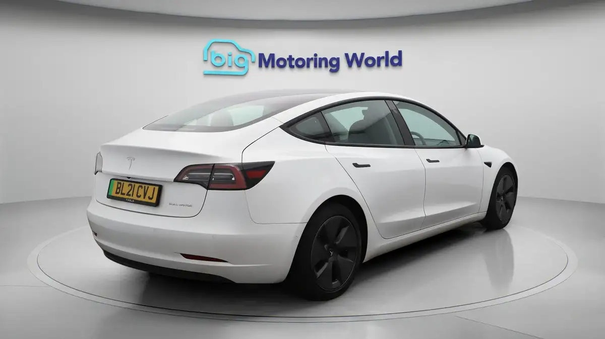 2021-tesla-model-3-e-long-range-4x4-big-7