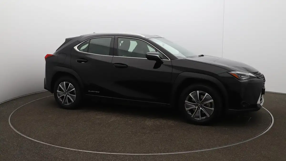 2022-lexus-ux-300e-e-ux-201bhp-big-40