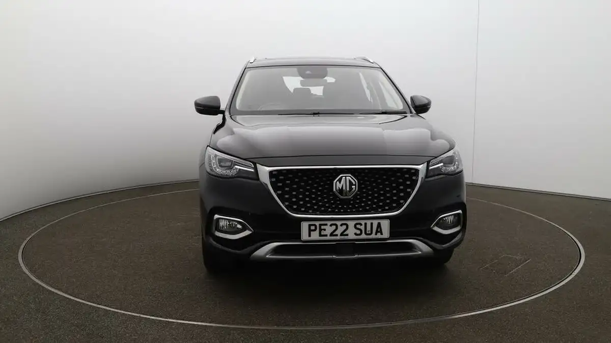 2022-mg-hs-15t-gdi-exclusive-162ps-big-33