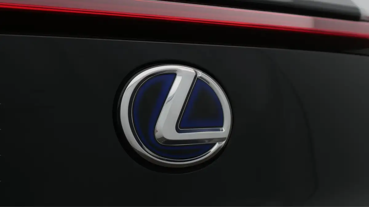 2022-lexus-ux-300e-e-ux-201bhp-big-22