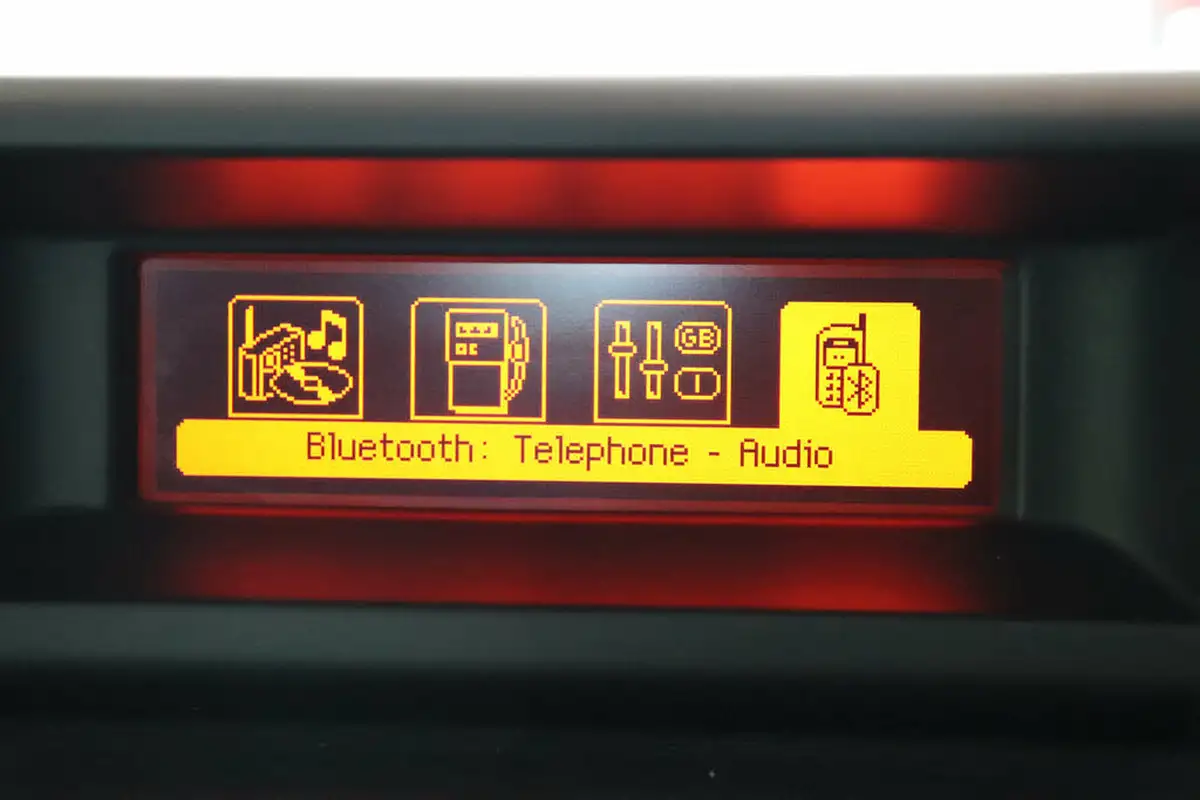 2012-citroen-c3-picasso-16-exclusive-vti-egs6-big-52