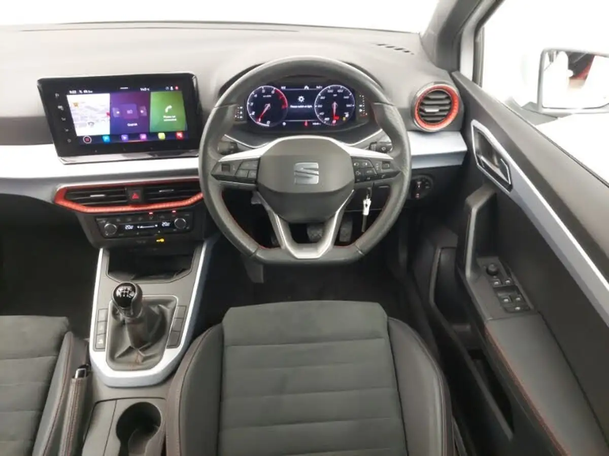 2022-seat-arona-10-tsi-fr-sport-big-6
