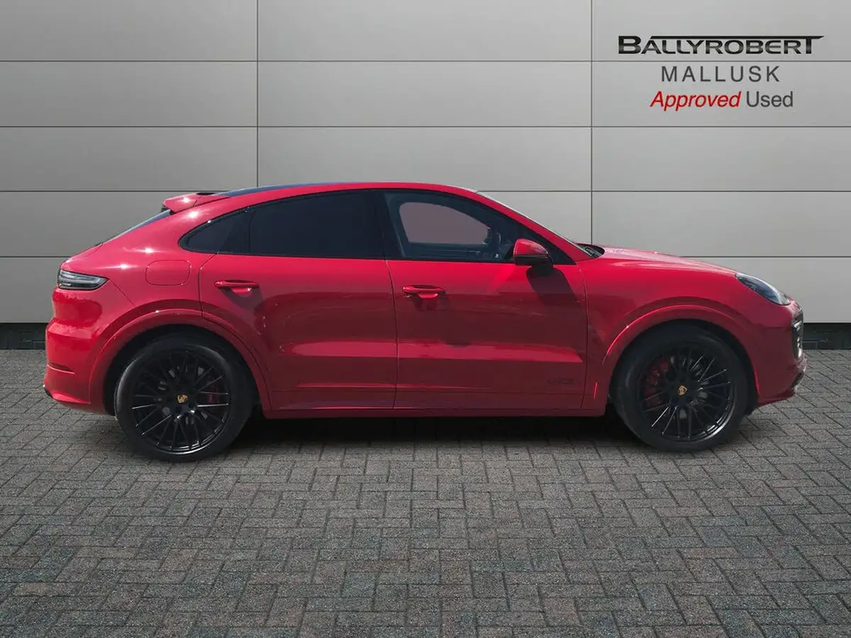 2021-porsche-cayenne-40-v8-gts-coupe-big-8